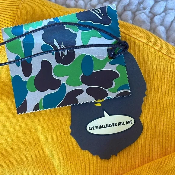 Mitchell & Ness Bape Lakers Sweater NBA Hardwood Classics - Picture 4 of 6